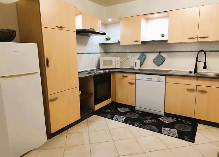 Διαμέρισμα Apartment - Kueche - Wlan - Parkplatz