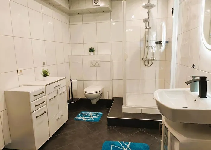 Apartment - Kueche - Wlan - Parkplatz Neuental